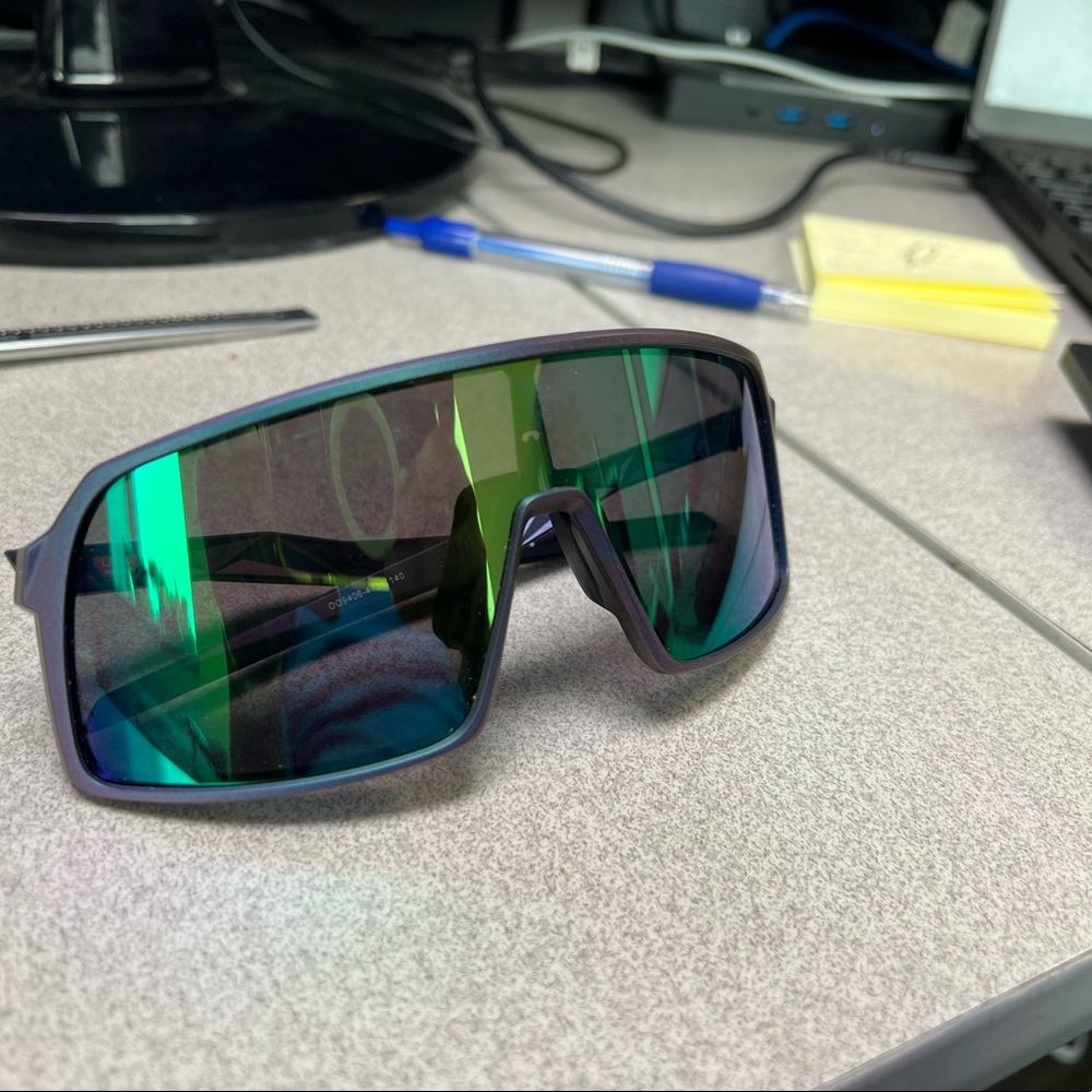 Oakley TLD color shift sutro
